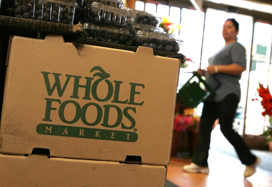 Whole Foods’ Pre-Peeled Oranges Sparked a Fascinating Argument